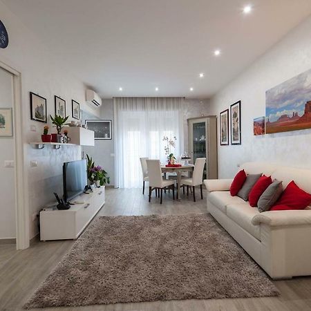 M&M House Apartment โรม ภายนอก รูปภาพ