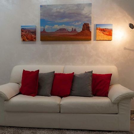 M&M House Apartment โรม ภายนอก รูปภาพ