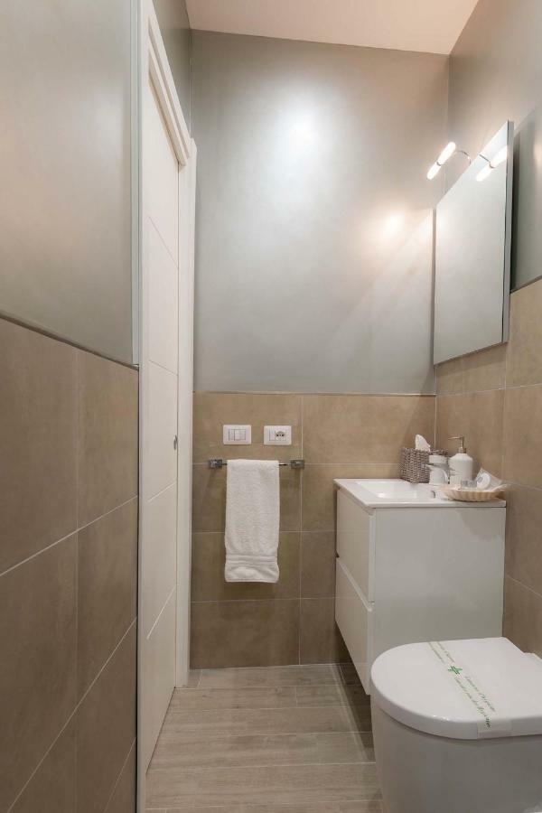 M&M House Apartment โรม ภายนอก รูปภาพ