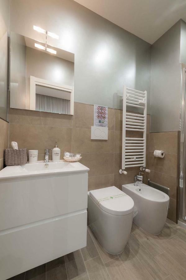 M&M House Apartment โรม ภายนอก รูปภาพ